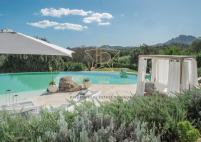 Villa con piscina privata San Pantaleo